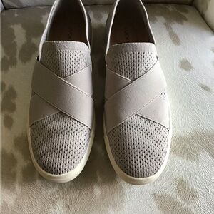 Lucky Brand Women's Slip-On shoes